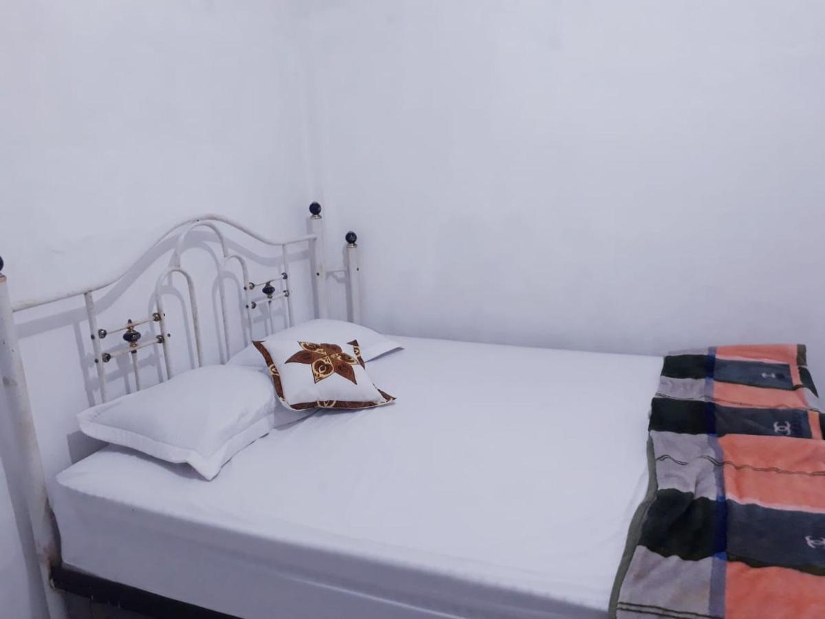 Bumimi Homestay Painan エクステリア 写真