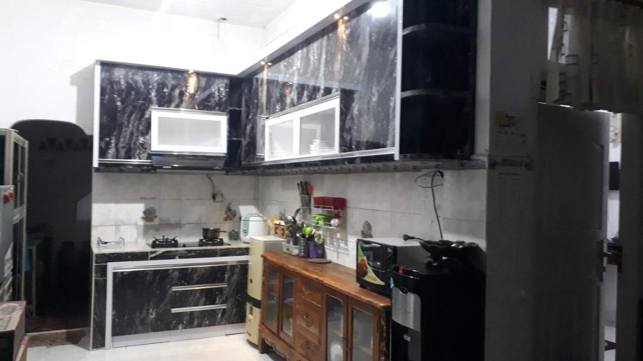 Bumimi Homestay Painan エクステリア 写真