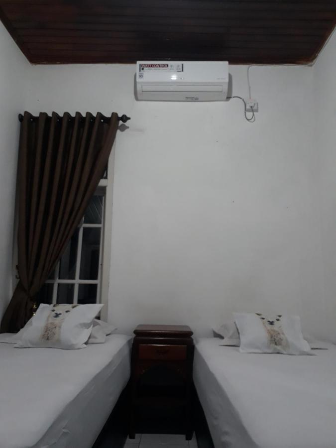 Bumimi Homestay Painan エクステリア 写真