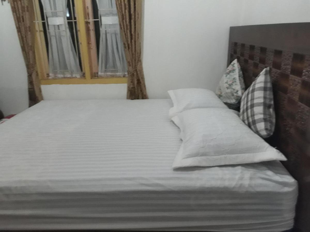 Bumimi Homestay Painan エクステリア 写真