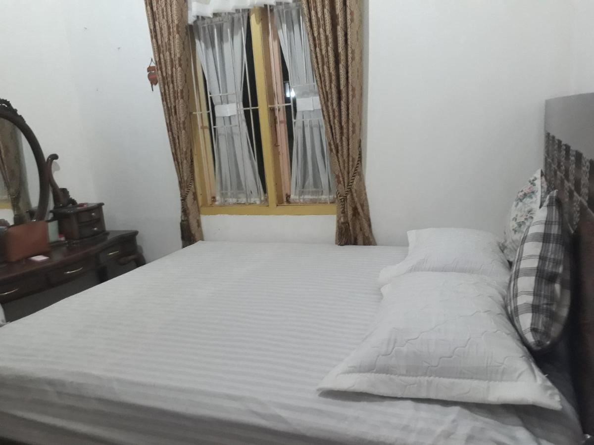 Bumimi Homestay Painan エクステリア 写真