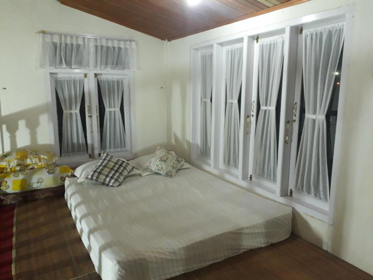 Bumimi Homestay Painan エクステリア 写真